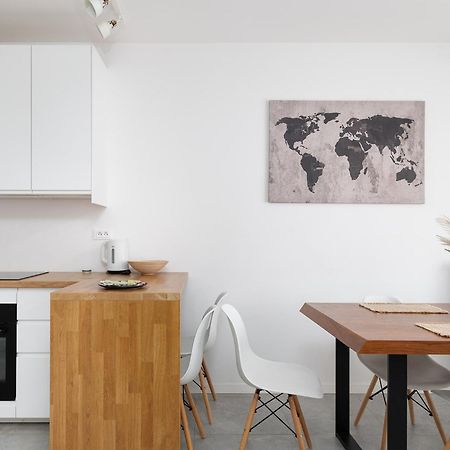 Rentplanet - Apartament Sierakowskiego 바르샤바 외부 사진